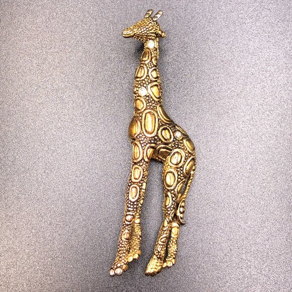VIntage Giraffe Gold Tone Metal Rhinestone Brooch Pin - Picture 1 of 6